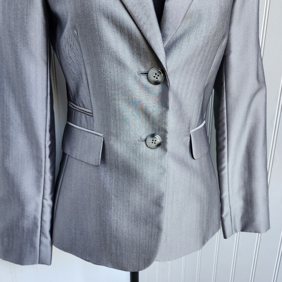 Bloomingdale’s Tahari ASL Womens Silver Gray Jacket Blazer Classic Sz 2 - Picture 3 of 12